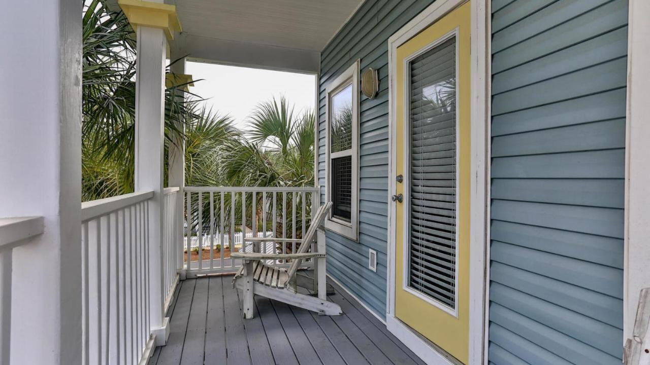 Biglows Bungalow: Beachside Retreat with Pet-Friendly Perks Villa Destin Exterior photo